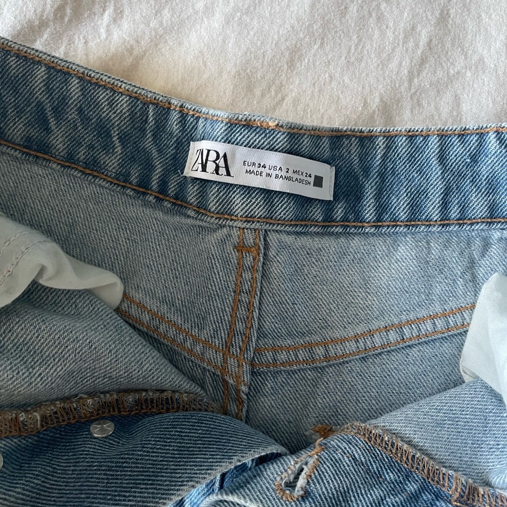 Zara - Mom Fit Denim Shorts - Picture 4 of 4